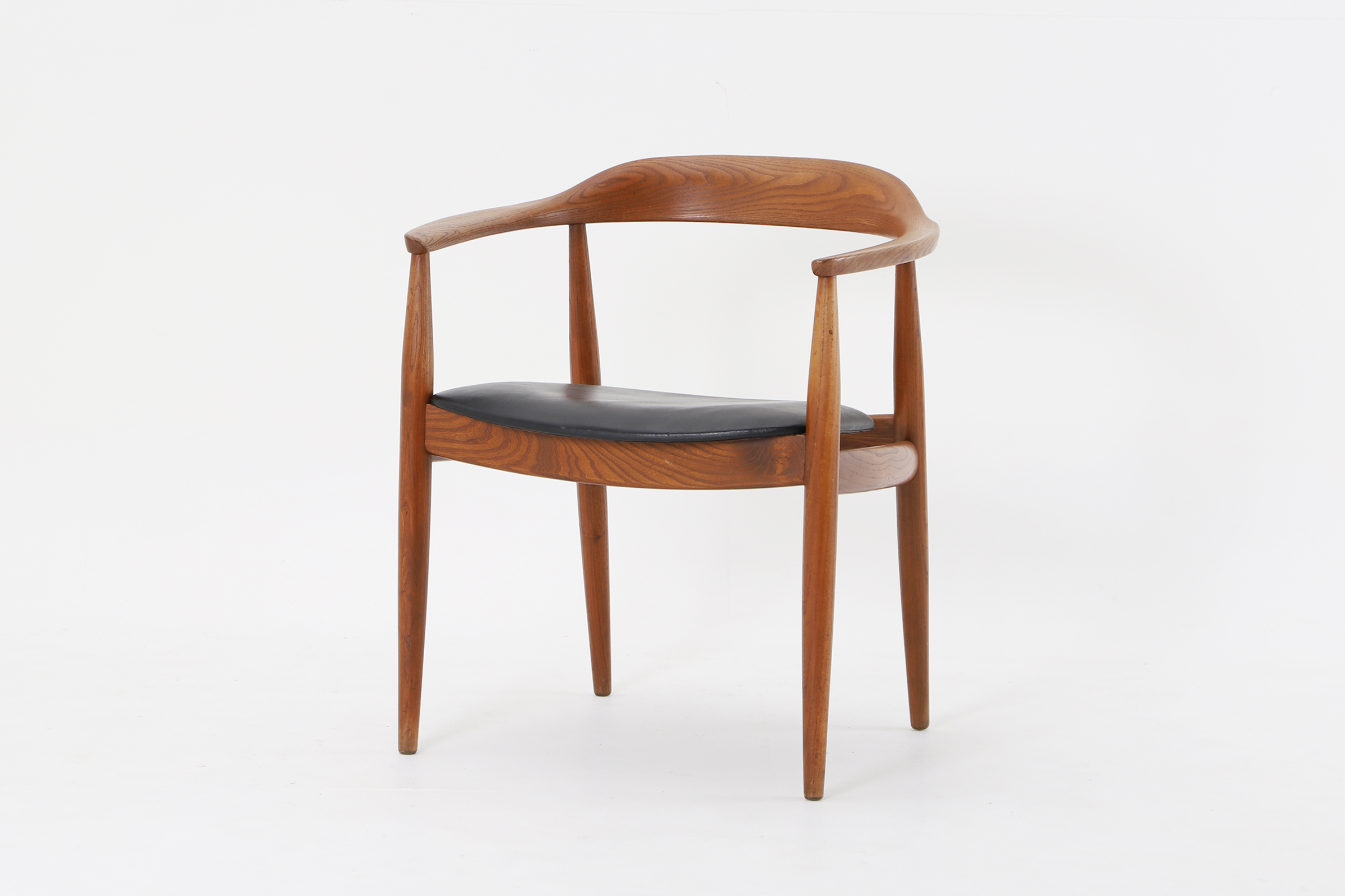 アイラーセン アームチェア eilersenグレーのファブリックアームチェア